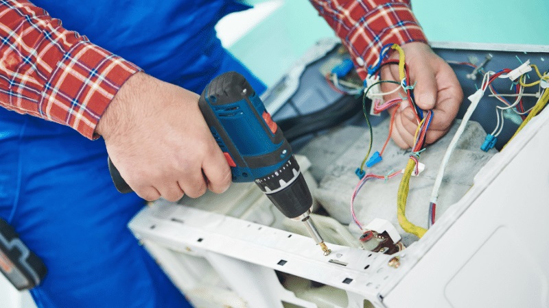 Kula Hitachi servisi orijinal yedek parça kullanımı